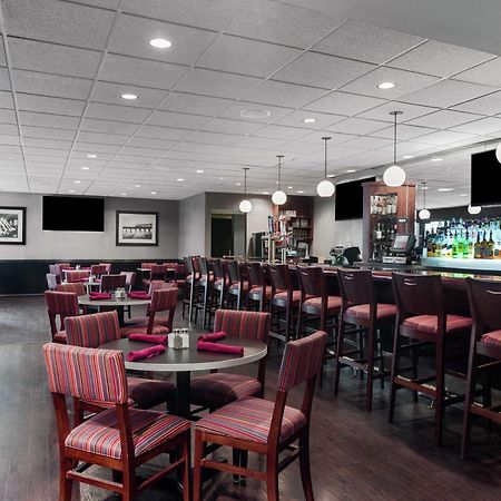 Hotel Doubletree By Hilton Newark Penn Station, Nj Esterno foto
