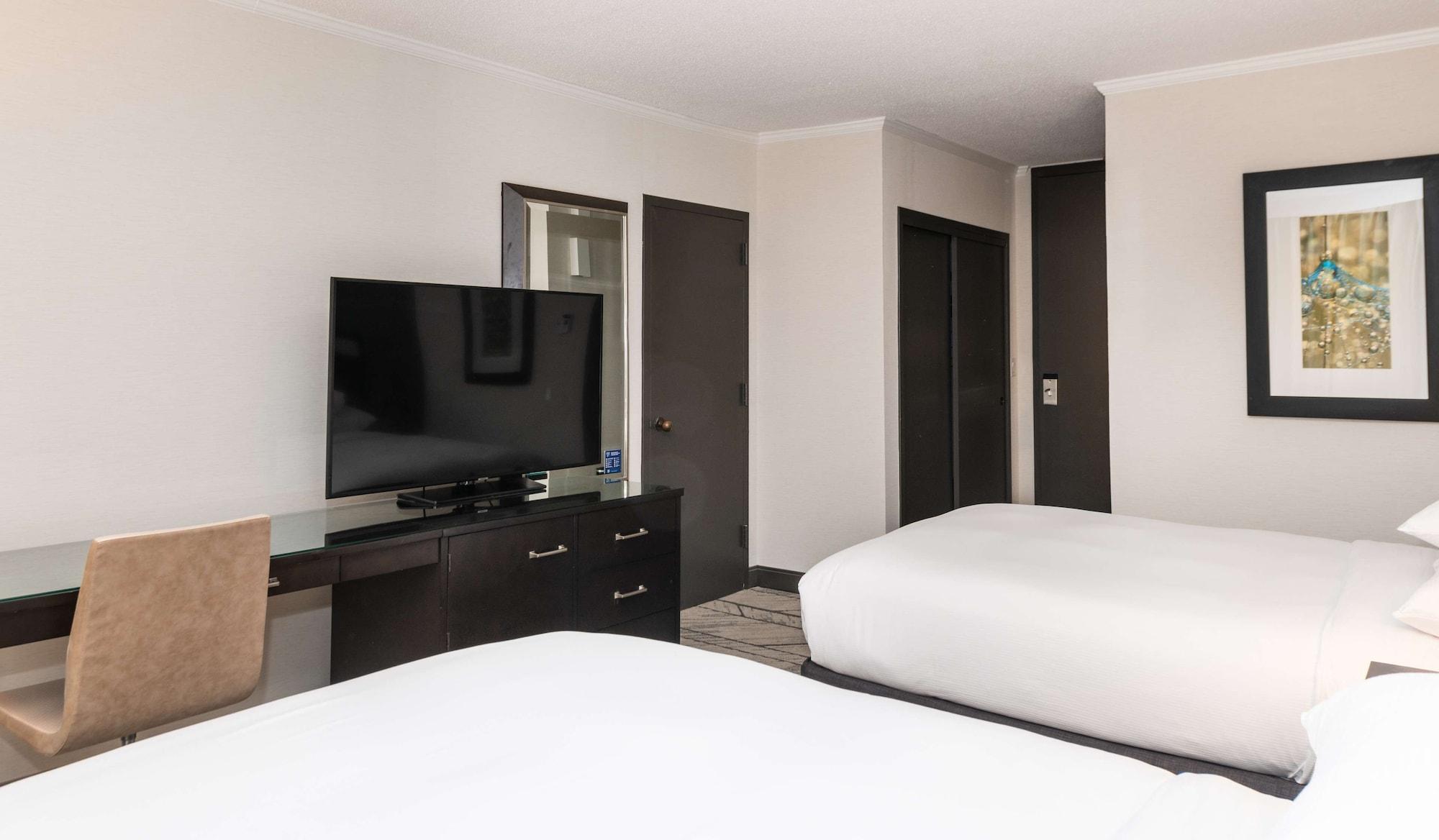 Hotel Doubletree By Hilton Newark Penn Station, Nj Esterno foto