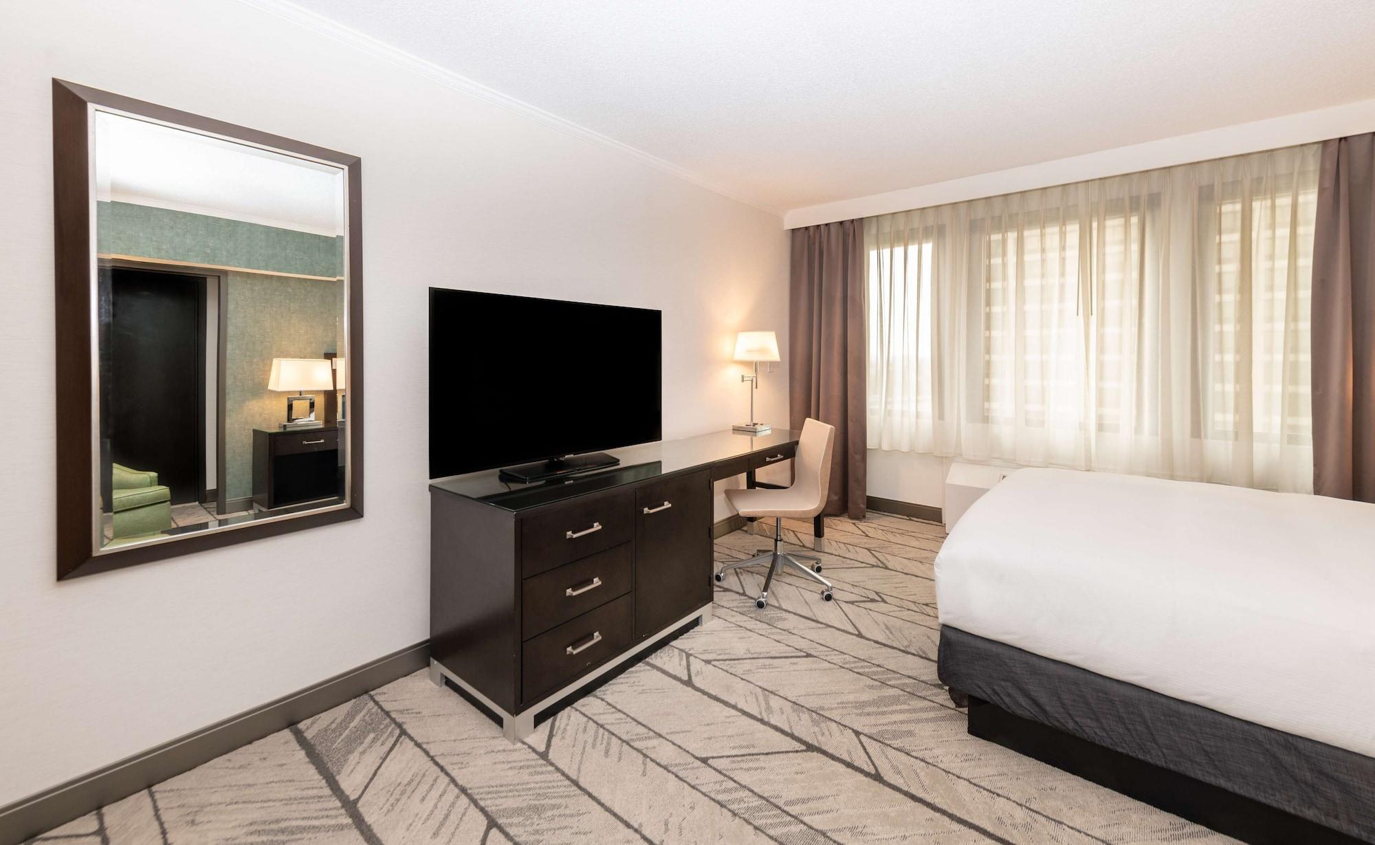 Hotel Doubletree By Hilton Newark Penn Station, Nj Esterno foto