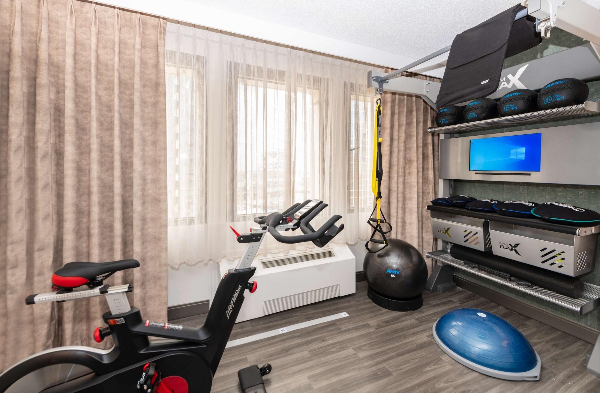 Hotel Doubletree By Hilton Newark Penn Station, Nj Esterno foto